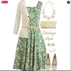 Effie's Heart Gloria Small Green Floral Dress With Pockets